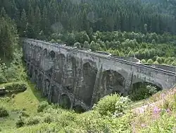 Linachtalsperre von der Talseite aus gesehen, ohne Stauseebefüllung 1991