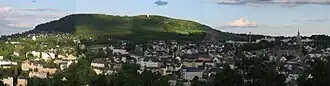 Blick über Annaberg-Buchholz zum Pöhlberg