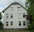 Das sogenannte Schulhaus, in dem nie eine Schule war