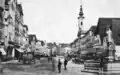 Der Platz um 1875. Rechts vorne der 1880 abgebrochene Dominikanerbrunnen