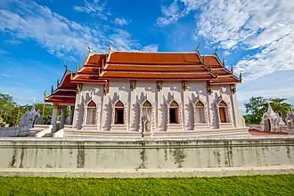 Wat Yai Chom Prasat
