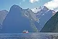 Am Milford Sound sind die Berge bis zu 1694 m hoch