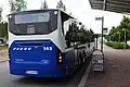 der Flughafenbus hält am Taxistand und kostet 2,60 €