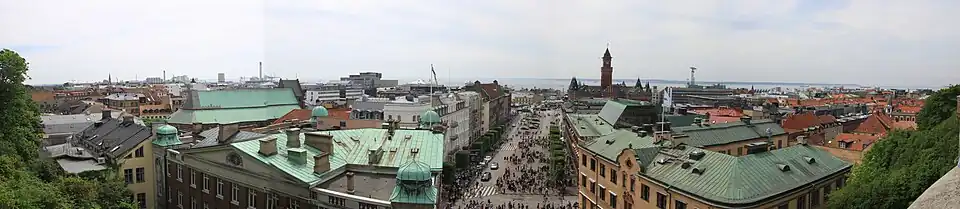 Blick von der Parkanlage oberhalb der Treppen