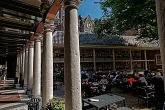 Burgerweeshuis
