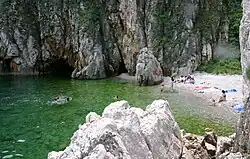 Badebucht unterhalb der Altstadt von Vrbnik
