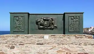 Kriegerdenkmal vom örlichen Künstler Aristide Maillol