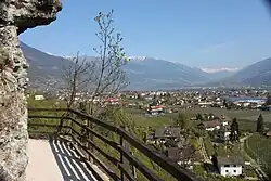 Blick auf Lana vom Waalweg,
