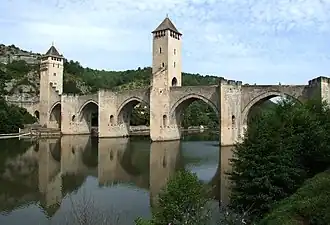 Befestigte Brücke Pont Valentré, Cahors