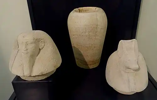 Kalkstein-Kanopenkrüge aus der 19–21. Dynastie, Würzburg