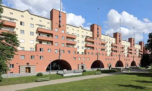 Der Karl-Marx-Hof in Heiligenstadt ist einer der berühmtesten Wiener Gemeindebauten der Zwischenkriegszeit