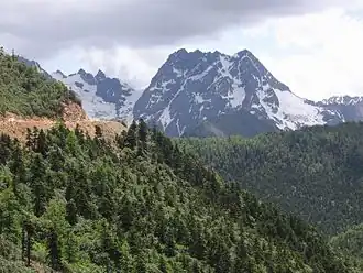 Berge in Diqing im Nordwesten Yunnans