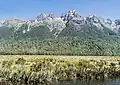Earl Mountains