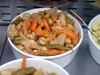 Gemischte Essigfrüchte