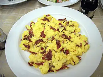 Rührei mit Bastirma