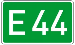 E44