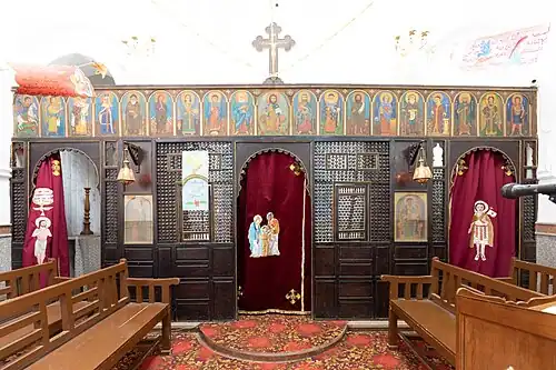 Ikonenwand der Kirche