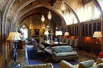 Casa Grande: Gothic Studio