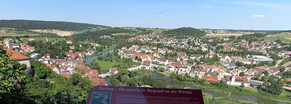 Blick von der Burg auf die Stadt Harburg und das Wörnitztal