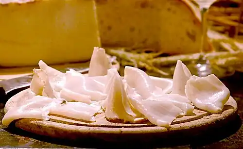 lardo di Colonnata dünn aufgeschnitten
