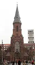 katholische Frauenkirche in der Fußgängerzone, nahe dem Bahnhof