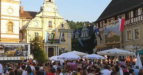 Altstadtfest vor dem Rathaus