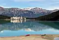 Der Lake Louise mit Blick auf das Fairmont Chateau Hotel