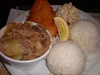 Plate Lunch mit Meeresfrüchten