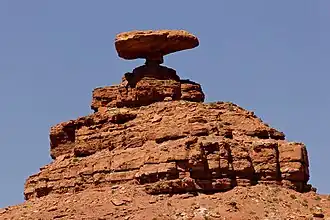 Raten Sie, wie der Ort Mexican Hat („Mexikanerhut“) zu seinem Namen gelangt ist…