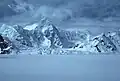 Der Mount Kennedy vom Lowell-Gletscher aus gesehen