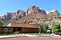 Das Zion Human History Museum / Zion Canyon Shuttle Route