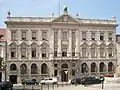 Palast unter dem Globus