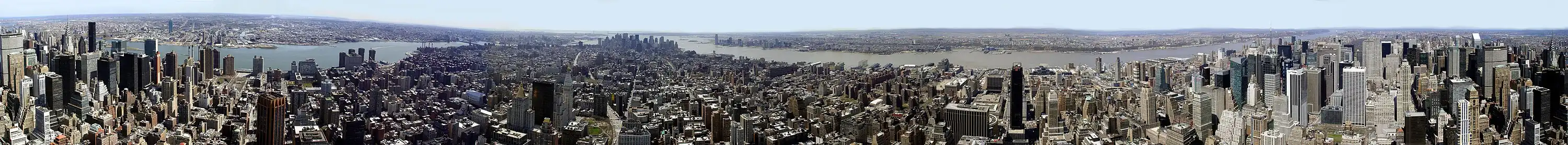 Manhattan vom Empire State Building aus gesehen (360°-Panorama)