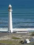 Der Leuchtturm “Slangkop” (“Schlangenkopf”).