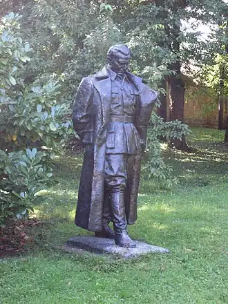 Statue Titos im Garten des „Blumenhauses“ des jugoslawischen Museums.