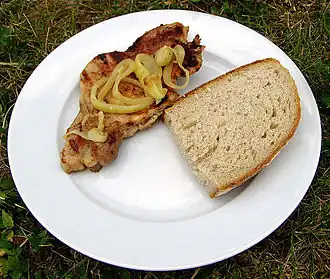 Rostbrätel mit Brot