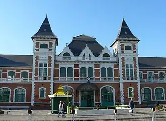 Am Tiszai-Bahnhof von Miskolc.