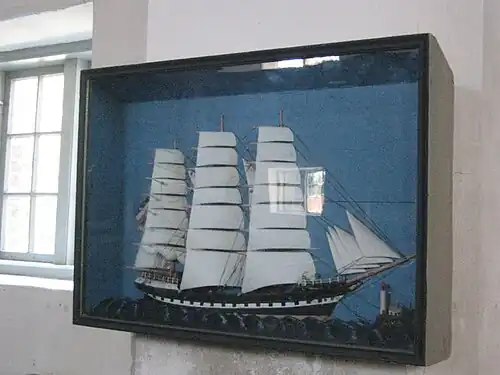Votivschiff in der Kirche