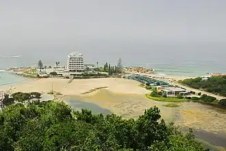 Blick vom Signal Hill auf Beacon Island und zum Central Beach
